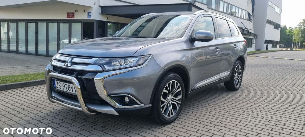 Mitsubishi Outlander - 3