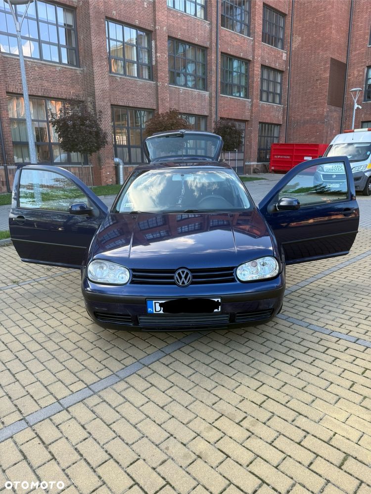 Volkswagen Golf 1.9 TDI Q - 12