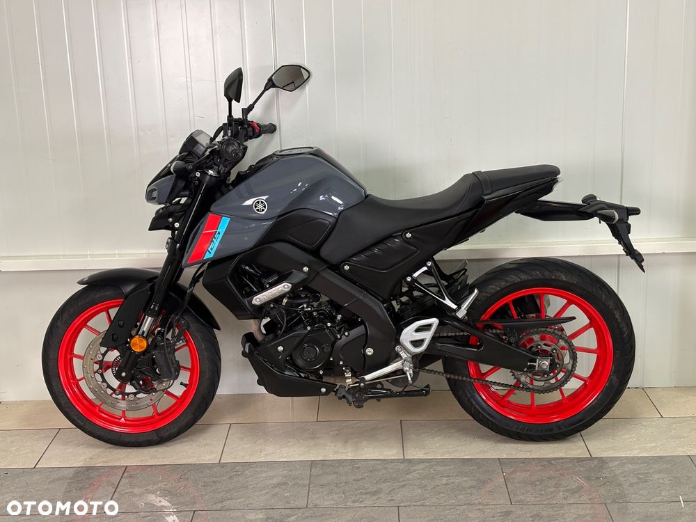 Yamaha MT - 6