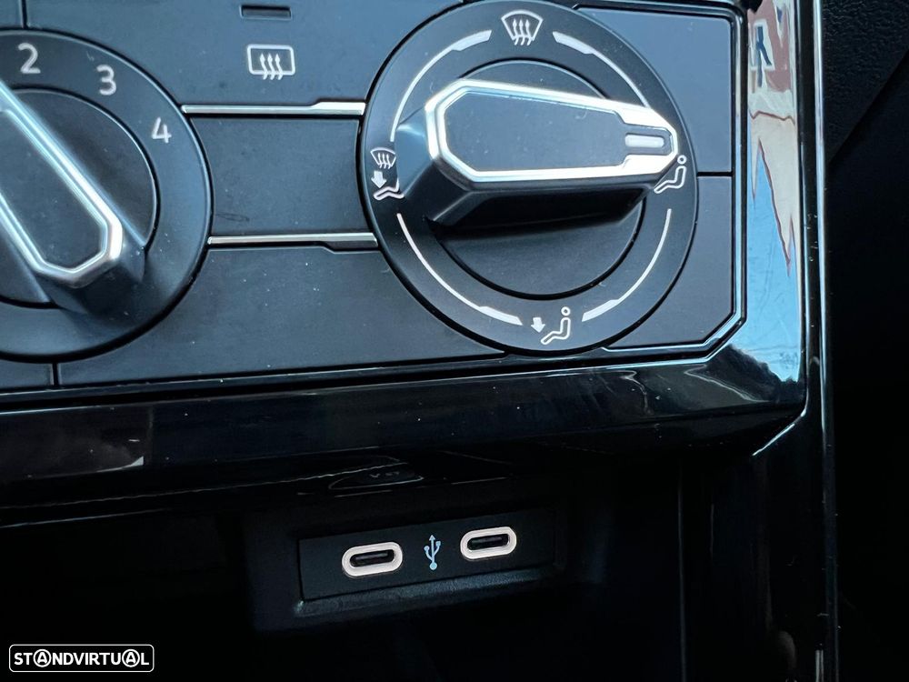 VW T-Cross 1.0 TSI Urban - 48