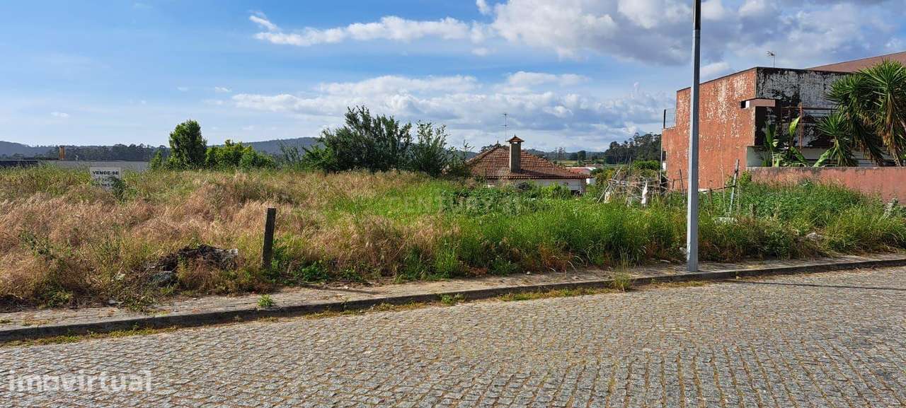 Terreno com 652m² à venda em Chorente - Barcelos - Grande imagem: 3/10