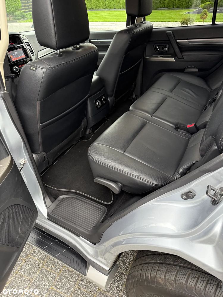 Mitsubishi Pajero 3.2 DID Instyle EU6 - 16