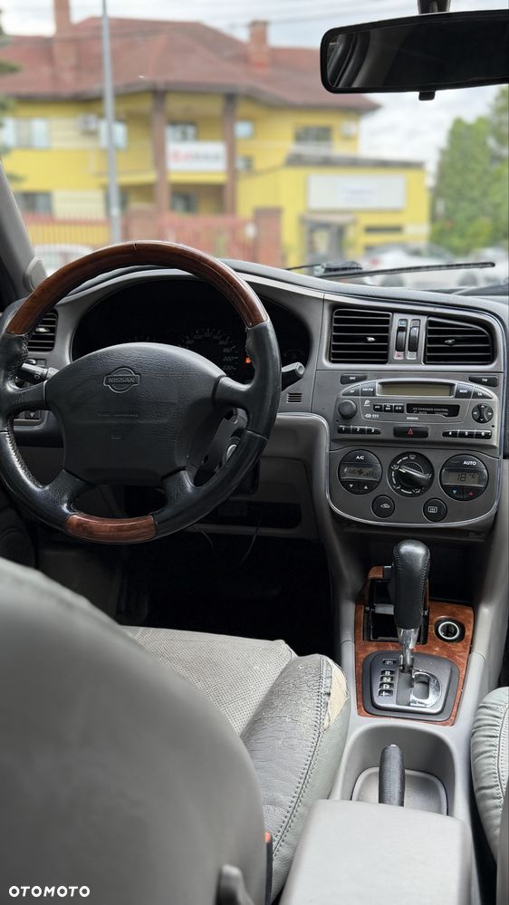 Nissan Primera - 6