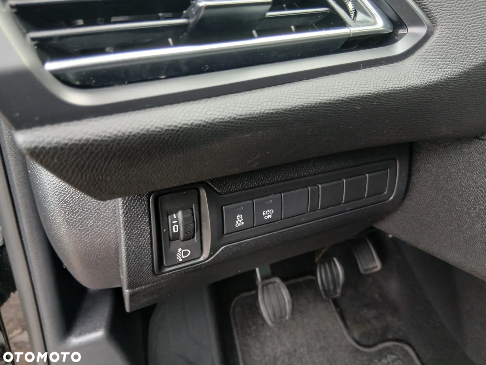 Peugeot 308 1.6 BlueHDi Business Line S&S - 19