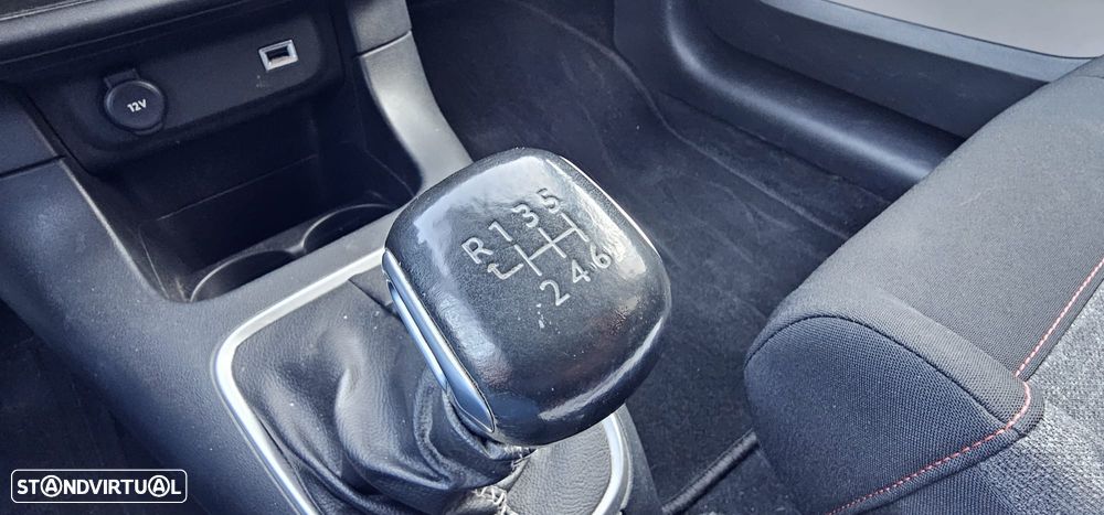 Citroën C3 1.2 PureTech Shine - 8