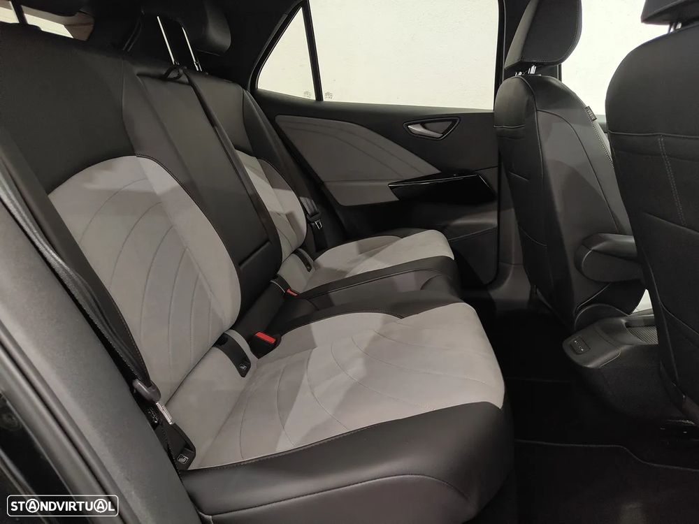 VW ID.3 77 kWh Pro S Urban - 32