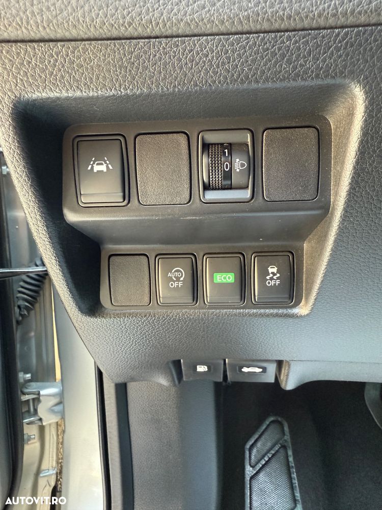 Nissan Qashqai 1.6 DCI Xtronic TEKNA - 12