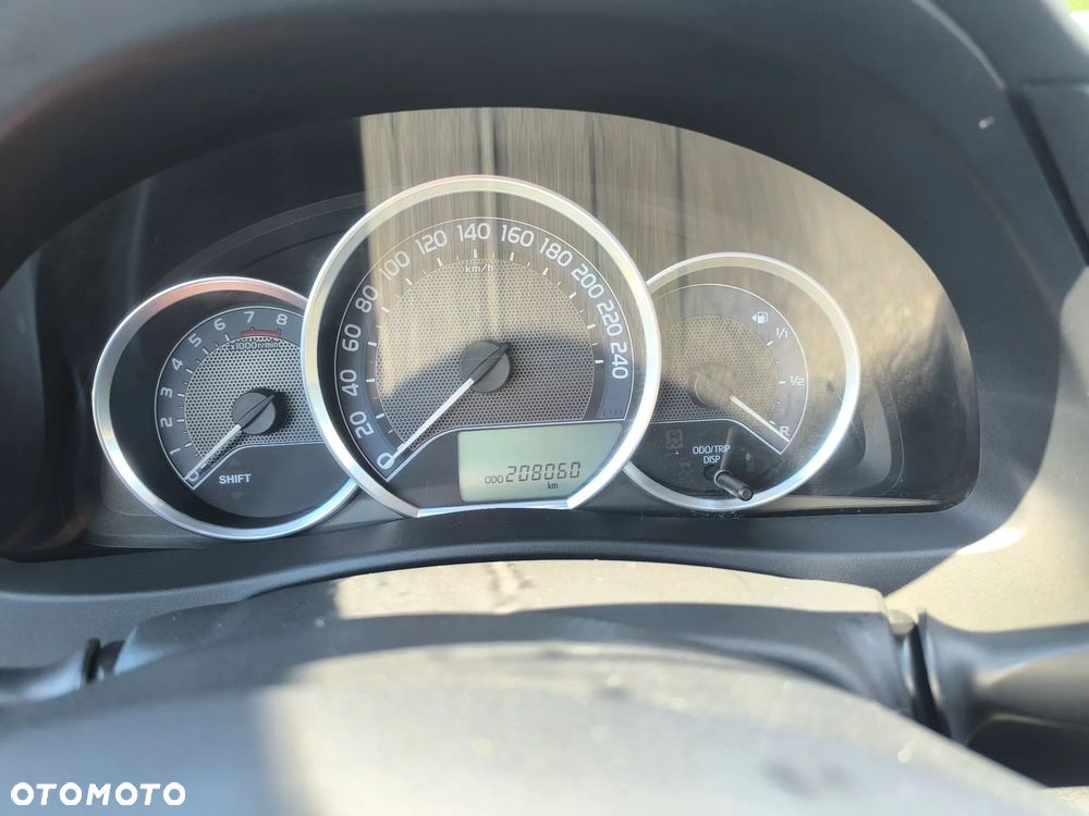Toyota Auris 1.6 Edition - 13