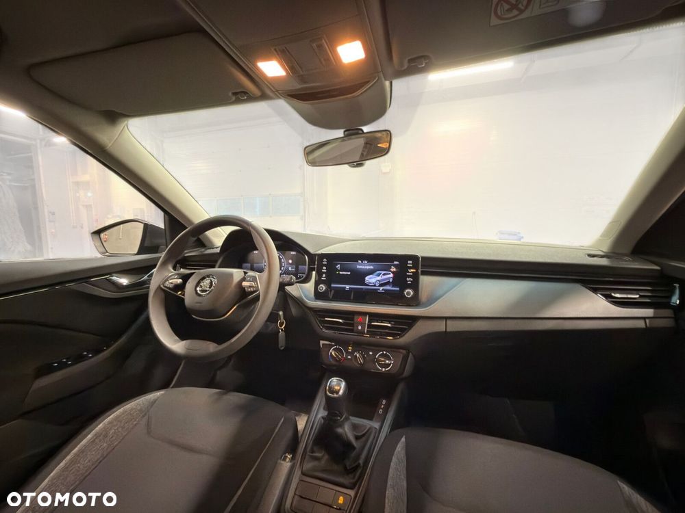 Skoda Scala 1.0 TSI Essence - 29