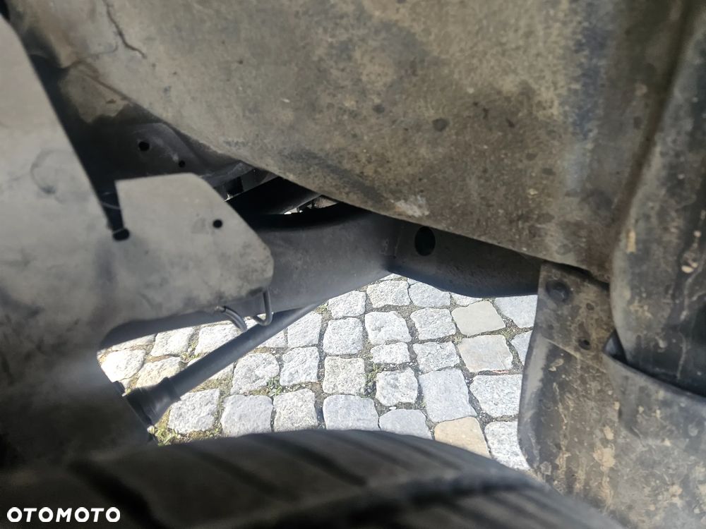 Mitsubishi L200 2.5 TDI GLS 4WD DoubleCab - 8