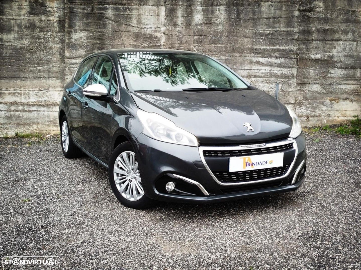 Peugeot 208 1.2 PureTech Signature - 1