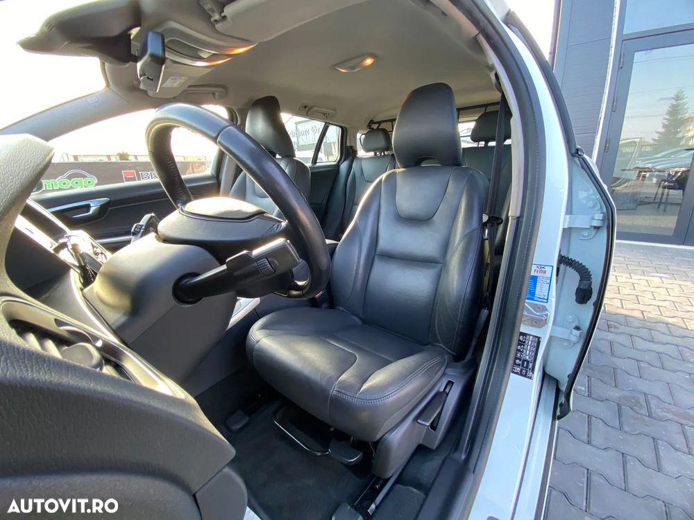 Volvo V60 D3 Kinetic - 15