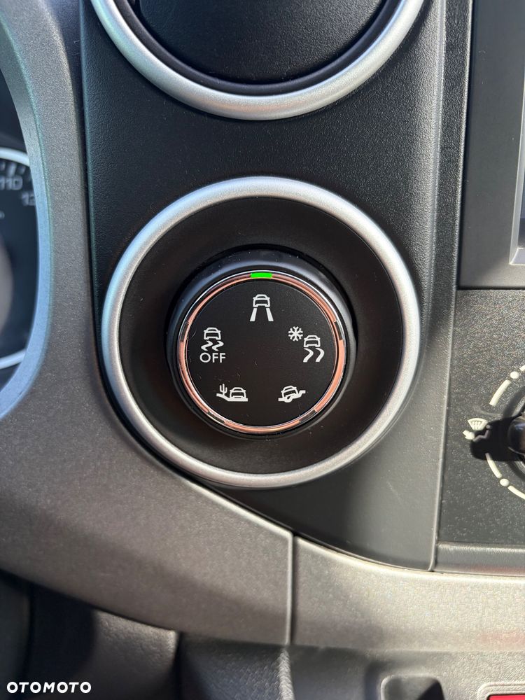 Peugeot Partner BlueHDi 120 Stop&Start Allure - 25