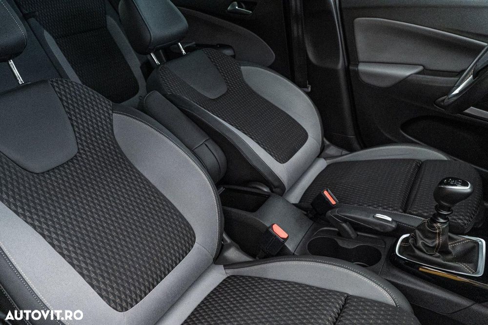 Opel Crossland X 1.2 Start/Stop Innovation - 37