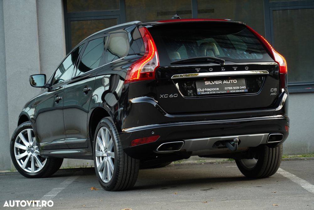 Volvo XC 60 D5 AWD Geartronic Summum - 16