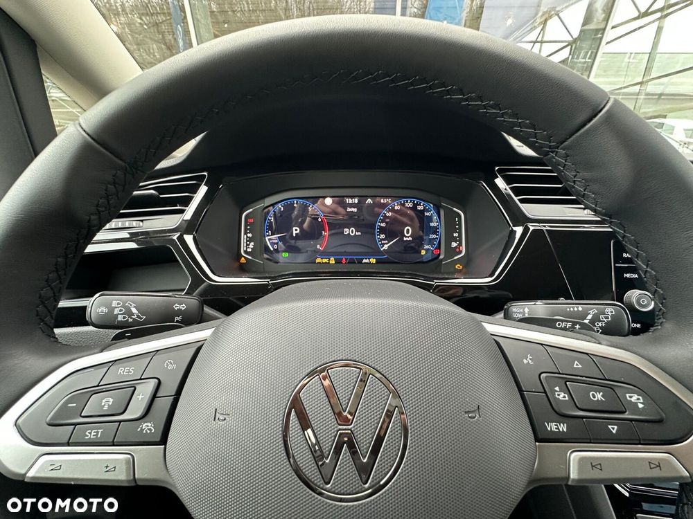 Volkswagen Touran 1.5 TSI EVO Highline DSG - 17