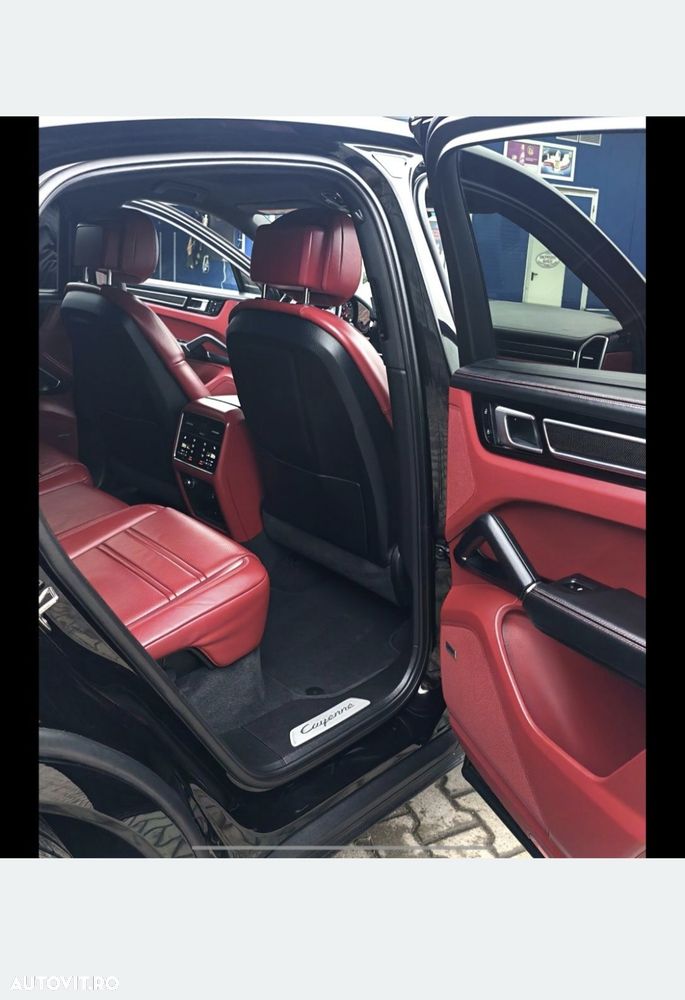Porsche Cayenne Black Edition - 14