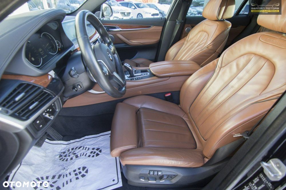BMW X6 xDriveM50d - 25