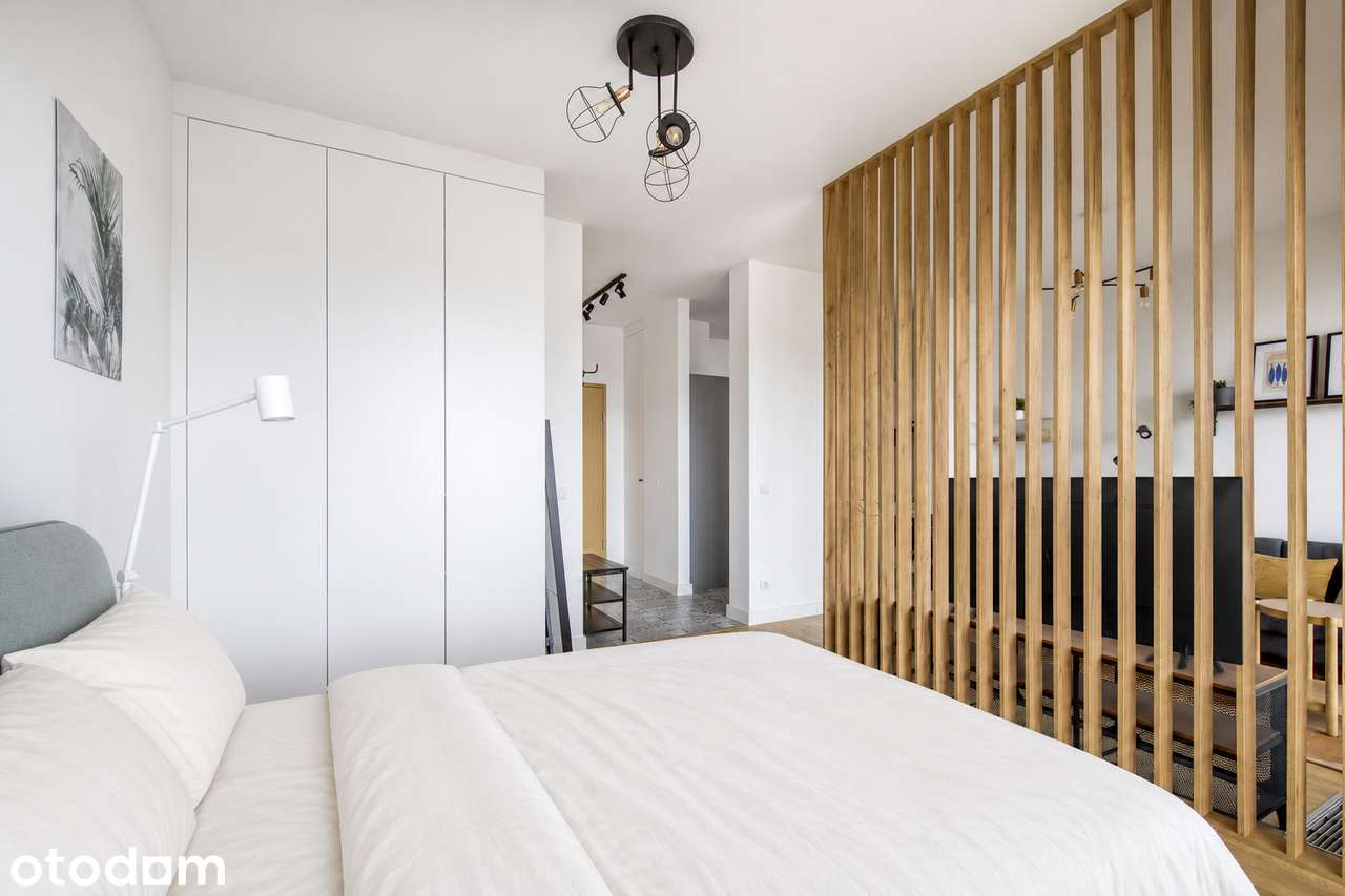 З паркоўкай: Студыя, Wola, 37m², фота 5