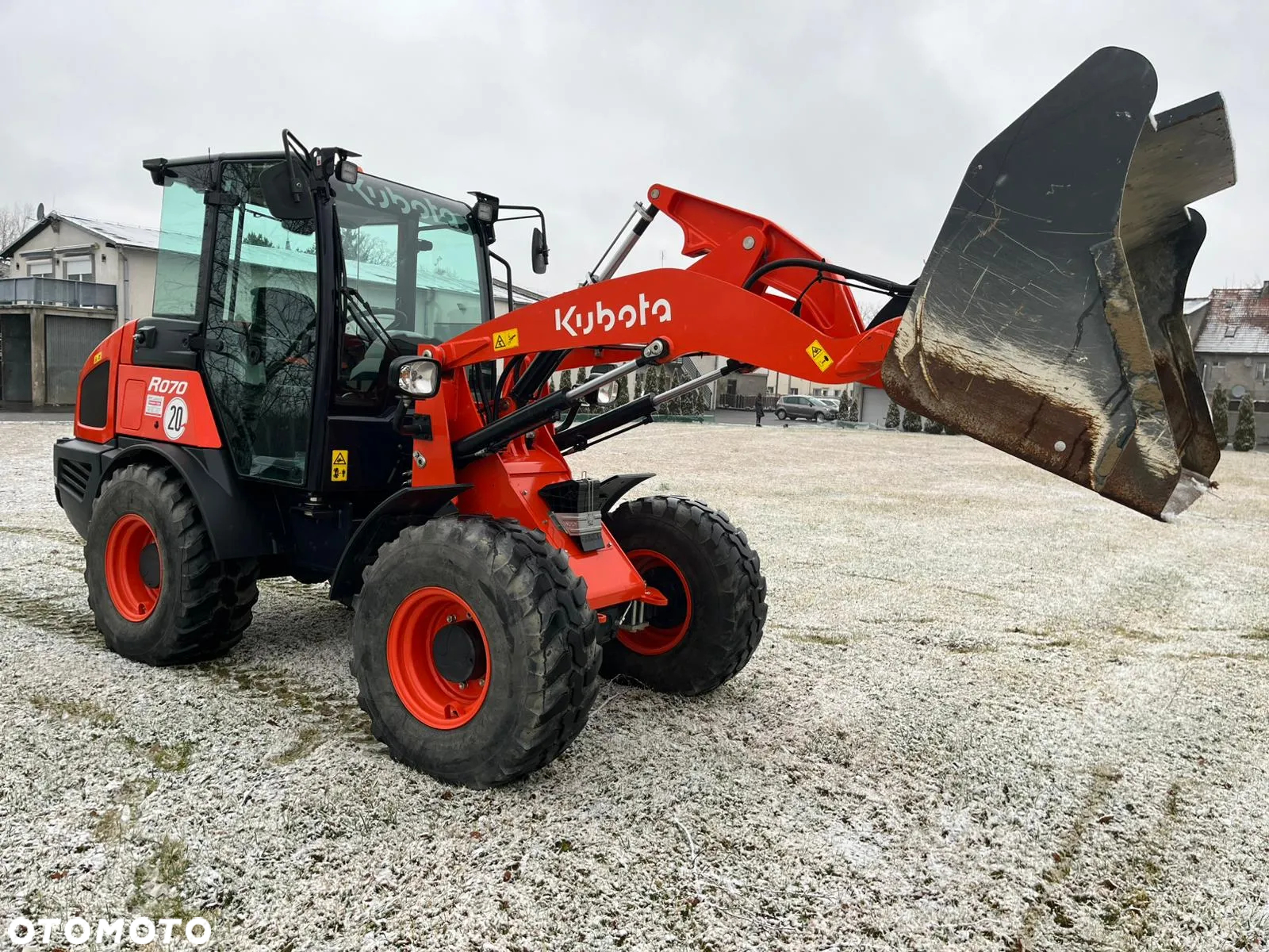 Kubota R070 - 14
