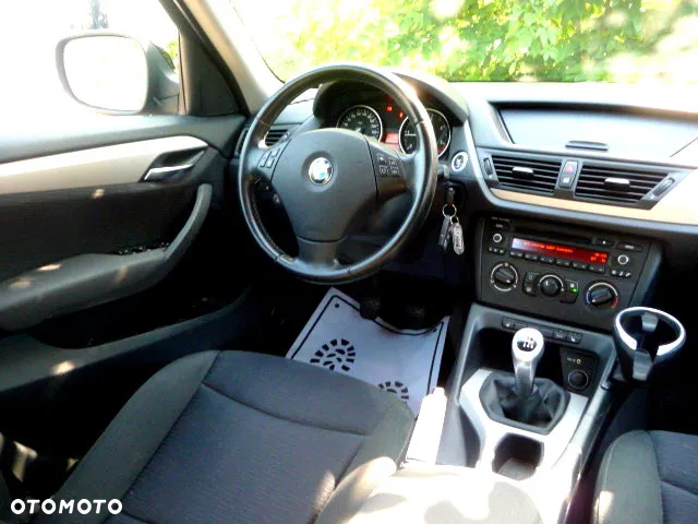 BMW X1 xDrive18d - 39