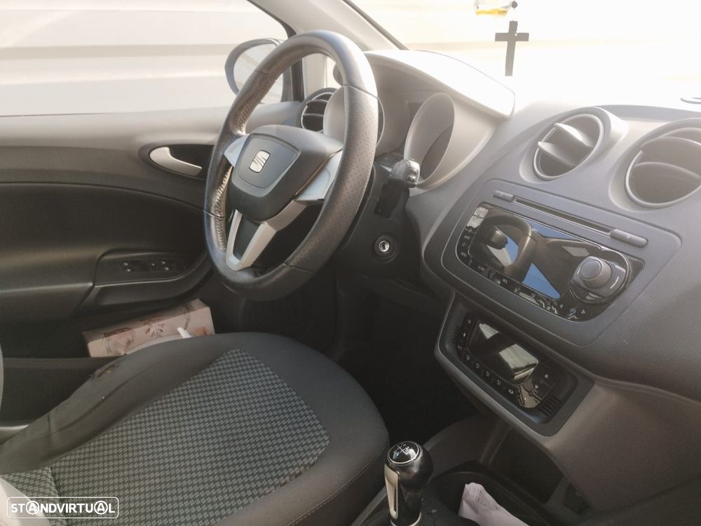 SEAT Ibiza 1.2 12V Good Stuff - 7
