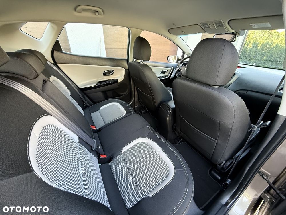 Kia Ceed - 25