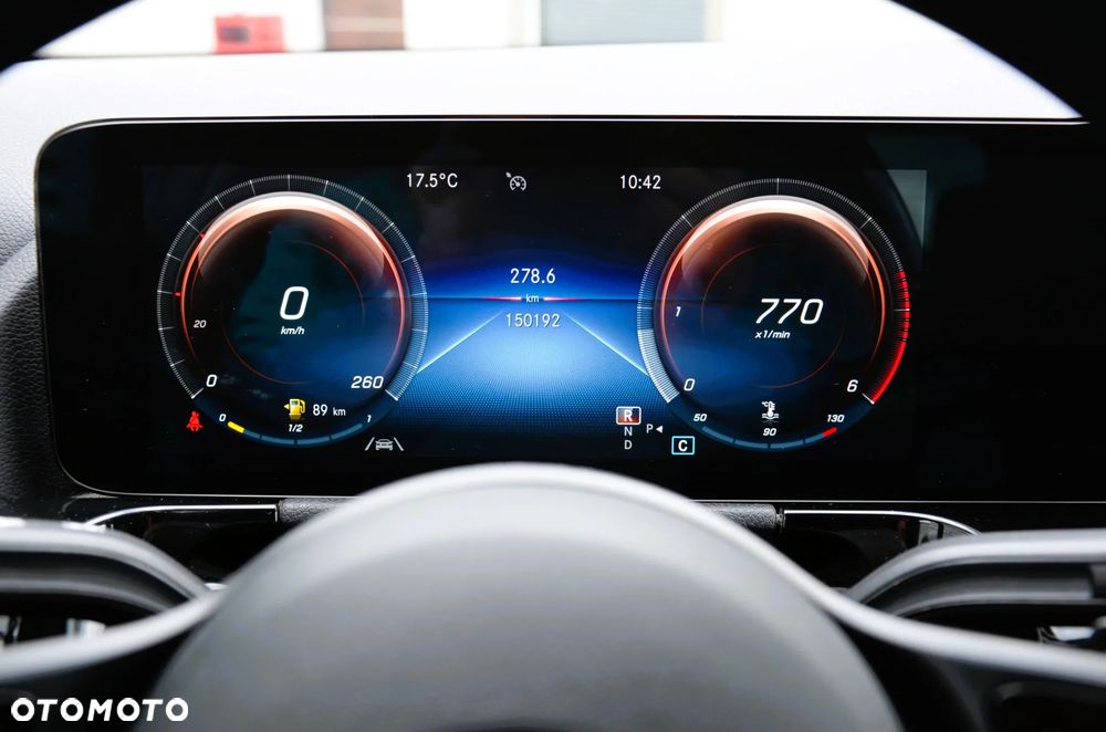 Mercedes-Benz GLA 180 d Style - 30