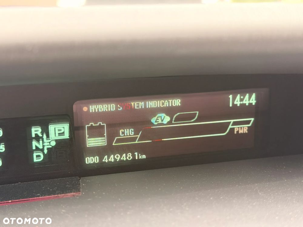 Toyota Prius 1.8 HSD Active - 29