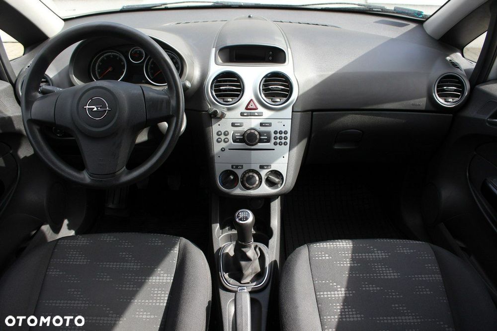 Opel Corsa 1.2 16V Enjoy - 11