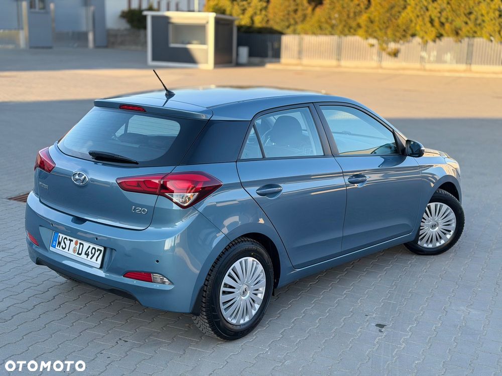 Hyundai i20 1.4 Comfort EU5 - 8