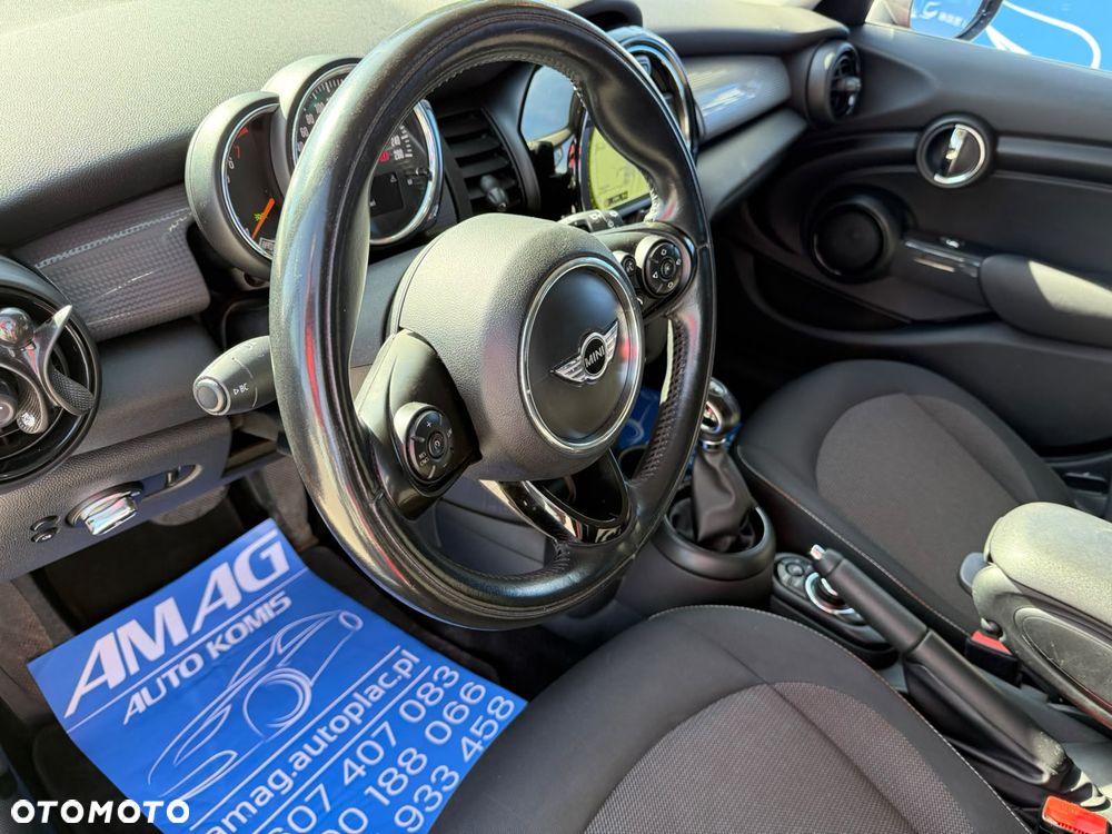 MINI Cooper Standard - 15