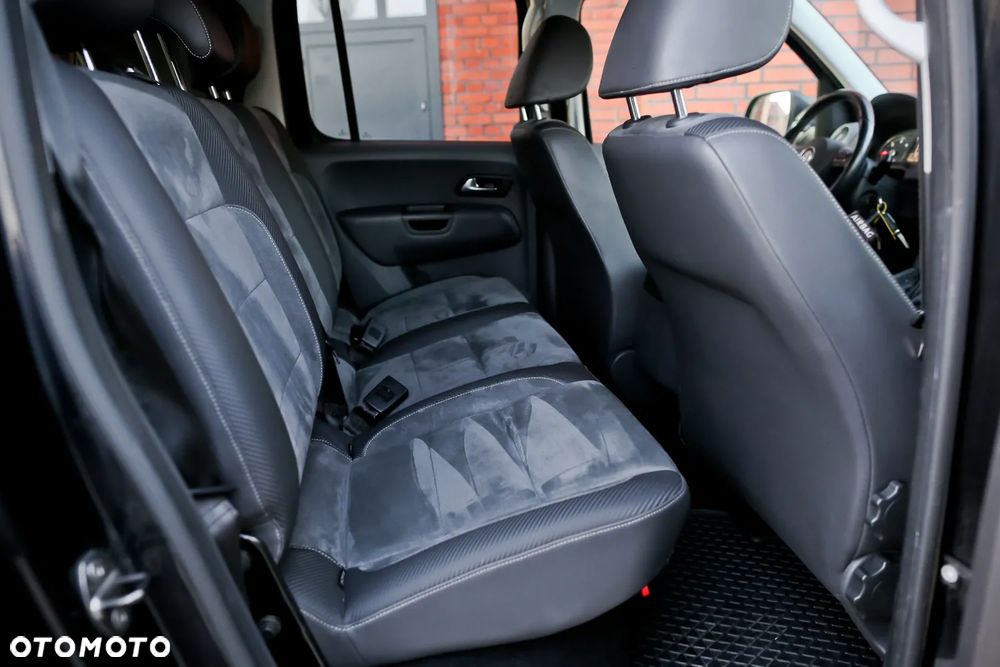 Volkswagen Amarok 2.0 BiTDI Autm Highline - 25