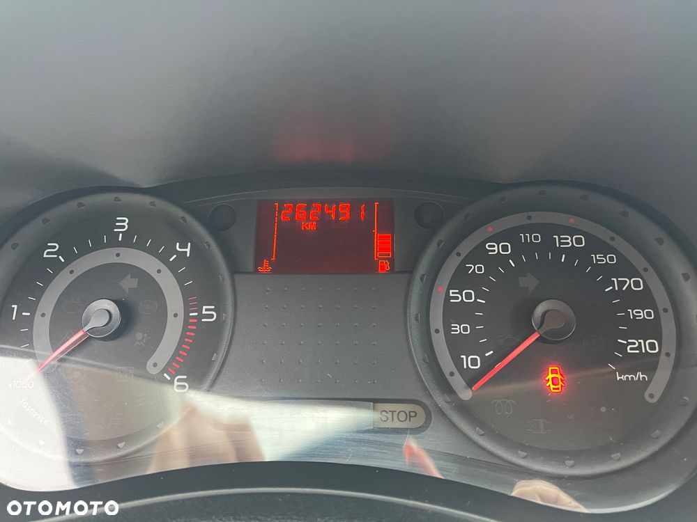 Renault Clio - 22