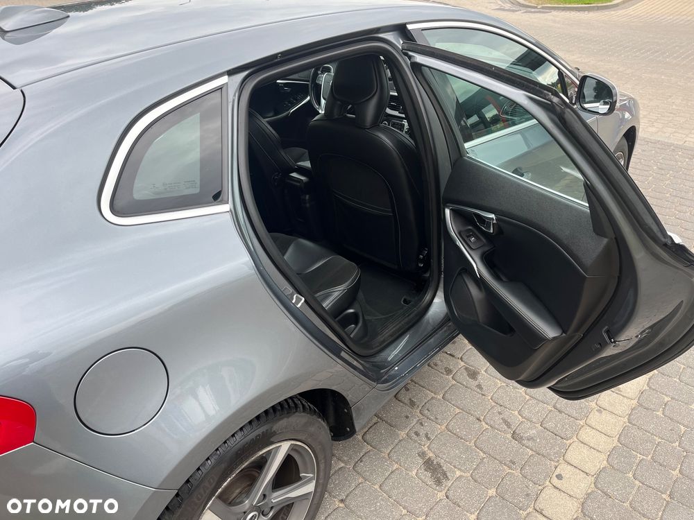 Volvo V40 D4 RDesign - 10
