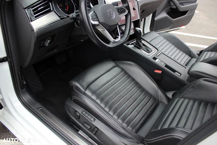 Volkswagen Passat Variant 2.0 TDI DSG (BlueMotion Technology) Highline - 16