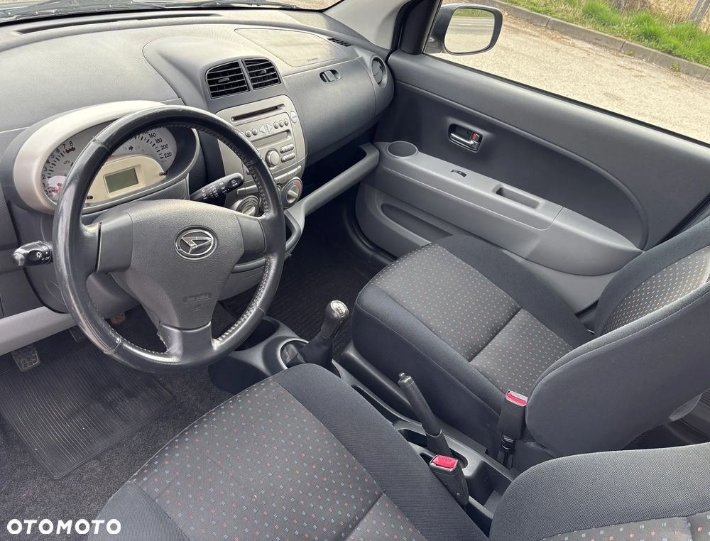 Daihatsu Sirion 1.3 - 17