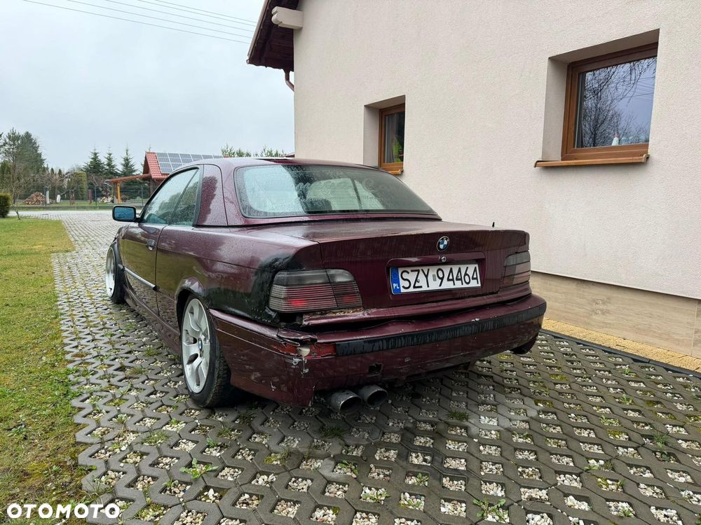 BMW Seria 3 328i - 16