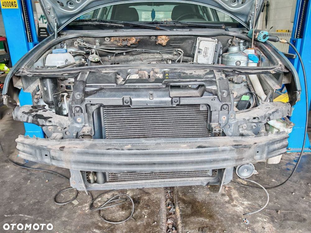 Pas przedni Skoda Fabia I z klimatyzacją 1.9 sdi - 1