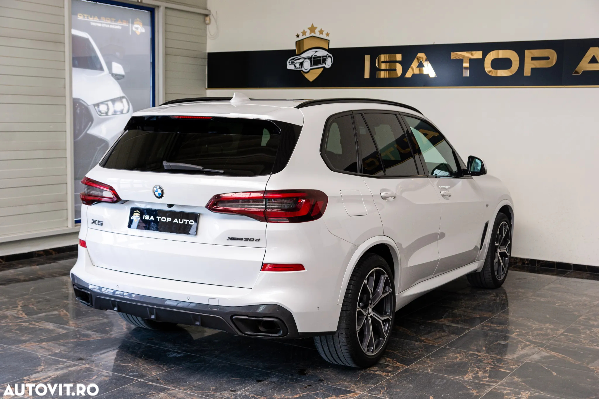 BMW X5 xDrive30d - 33