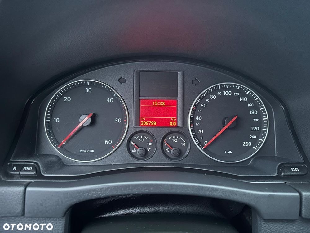 Volkswagen Golf 1.9 TDI DPF Comfortline - 13