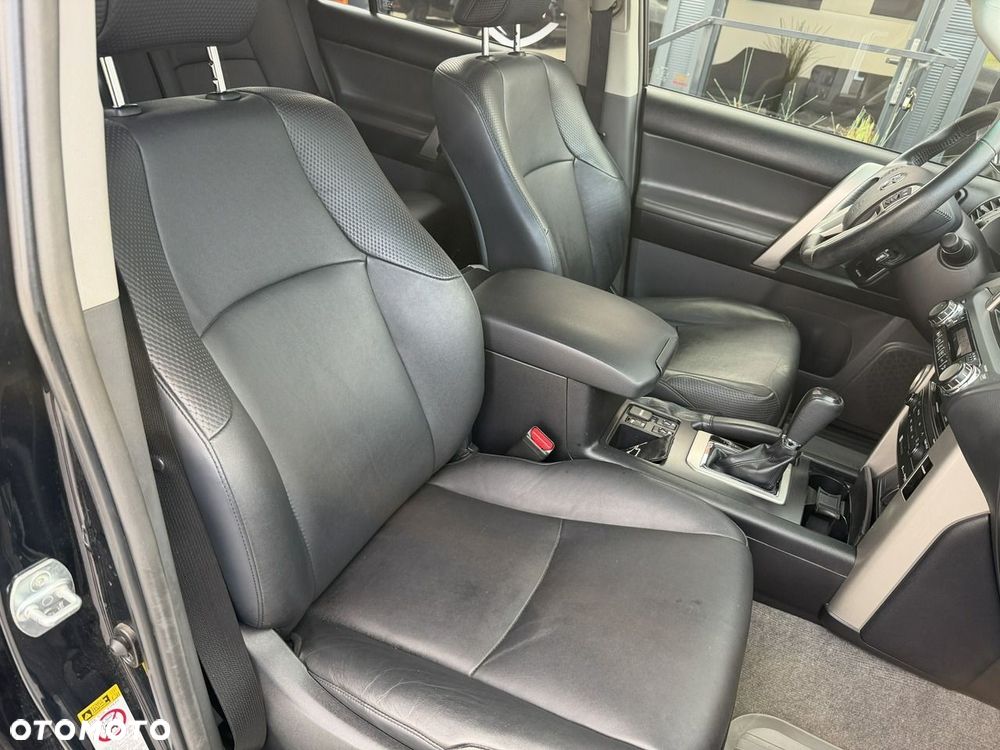 Toyota Land Cruiser LC 3.0 D-4D Executive - 29