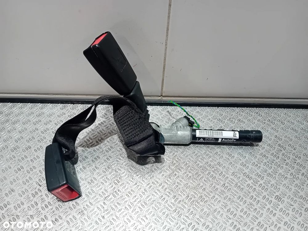 napinacz pasa prawy tył BMW E90 7211596 - 3