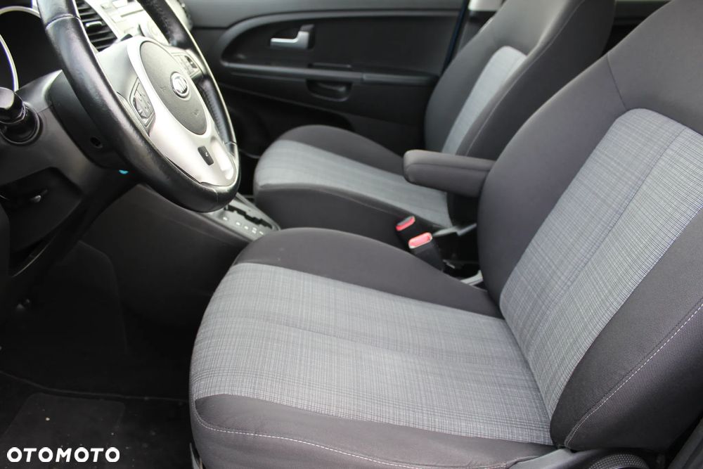 Kia Venga 1.6 XL - 11