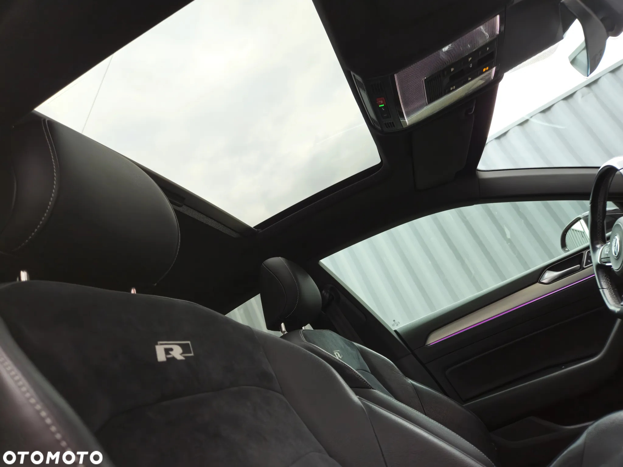 Volkswagen Arteon 2.0 TSI DSG R-Line Edition - 29