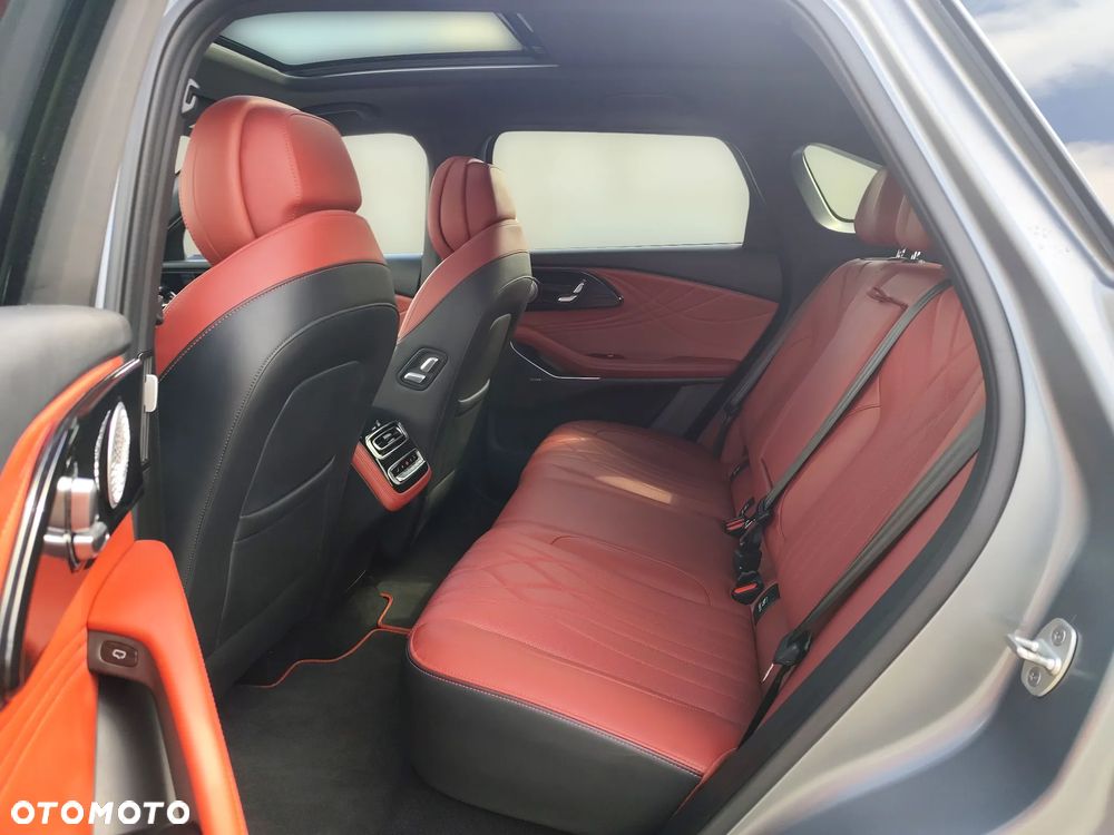 Omoda 9 1.5 Super Hybrid Exclusive AWD - 12