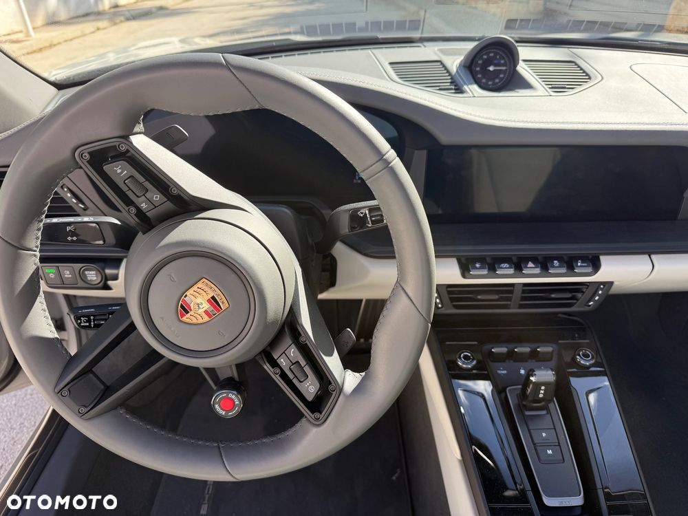 Porsche 911 - 28