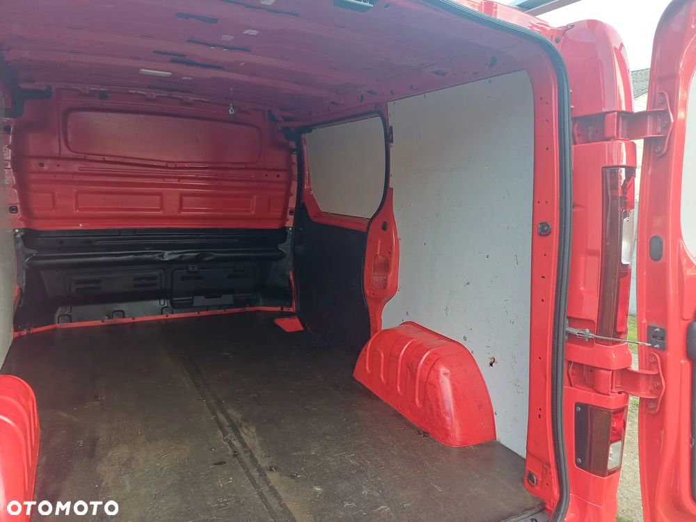 Opel Vivaro - 18