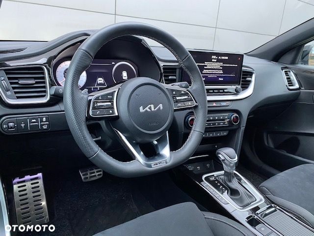Kia XCeed 1.5 T-GDI GT-Line DCT - 14