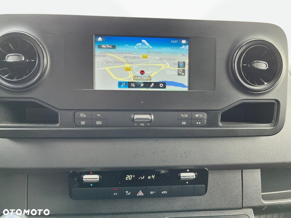 Mercedes-Benz Sprinter - 23